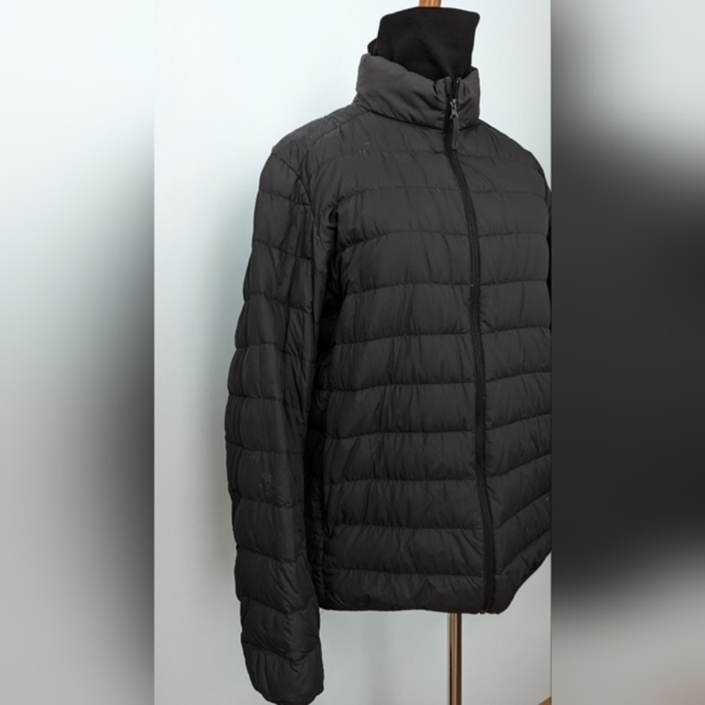 Uniqlo jacket - Picture 2 of 6